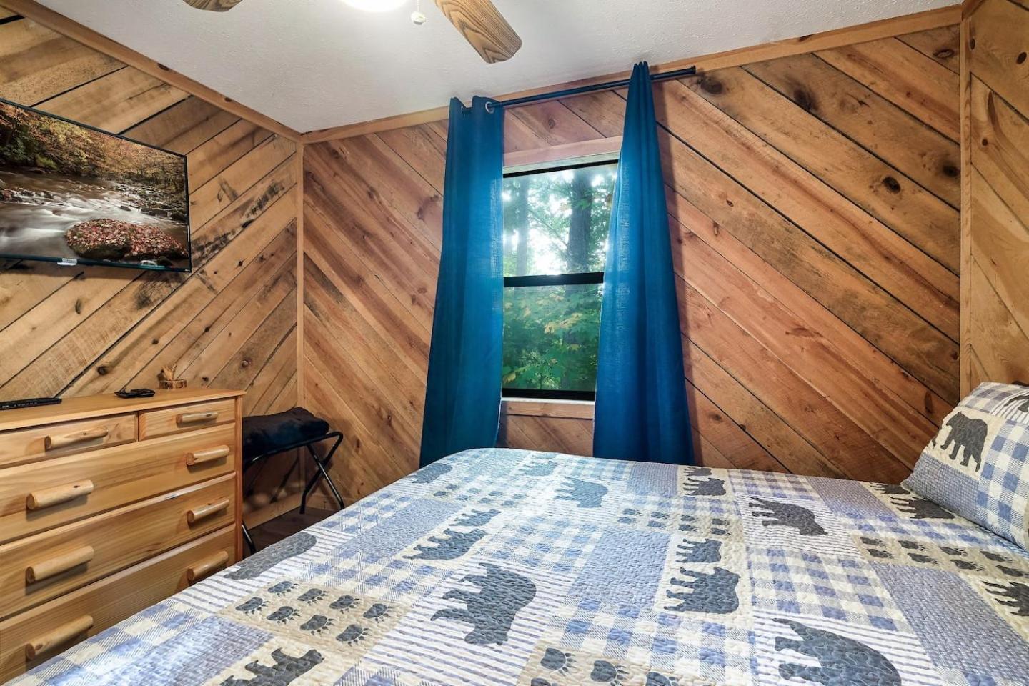 Romantic Mtn Cabin Hot Tub & Jacuzzi Views Sevierville Exterior photo