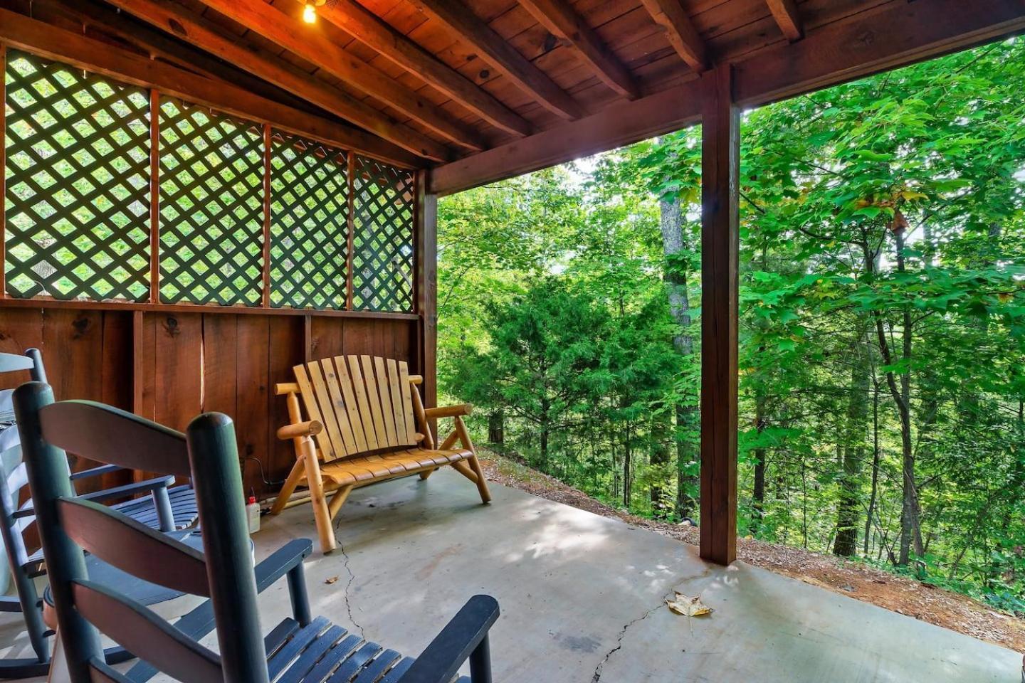 Romantic Mtn Cabin Hot Tub & Jacuzzi Views Sevierville Exterior photo